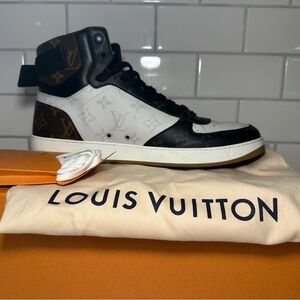 Louis Vuitton - Men’s Size 10 - Calfskin Monogram Mens Rivoli High Top Sneakers